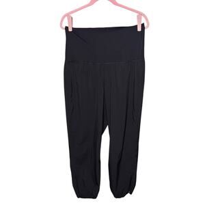 Lululemon Om Pant Black Size 12